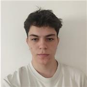 Profesor de inglés con nivel C1 alto con experiencia. Clases a gente de cualquier edad y capaz de dar hasta nivel B2.